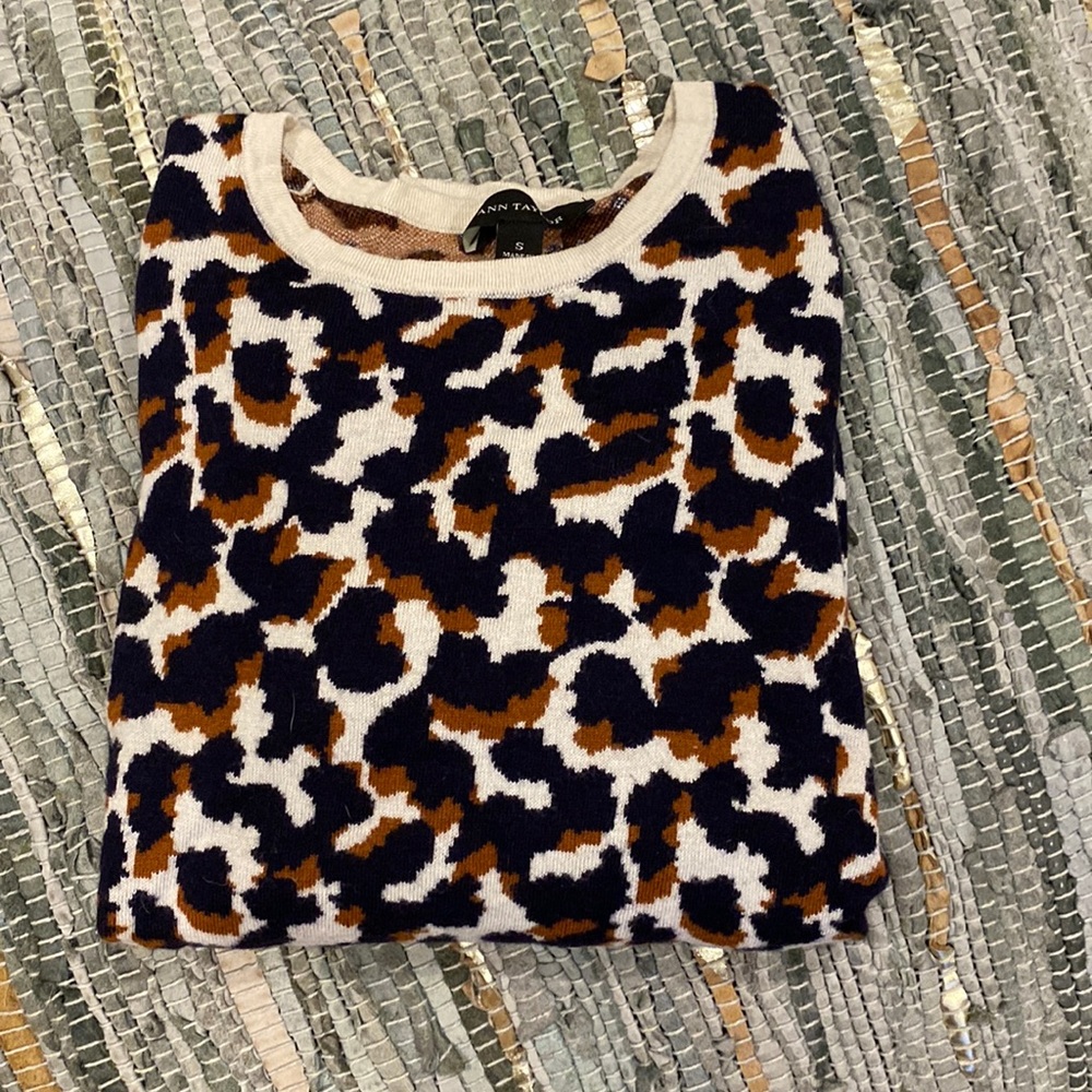 Leopard print sweater